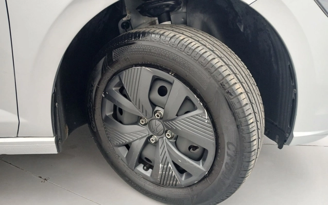 imagem-https://www.socarrao.com.br/sc-vehicle-images-prod/3981644/1789901481893-2_101047.jpg