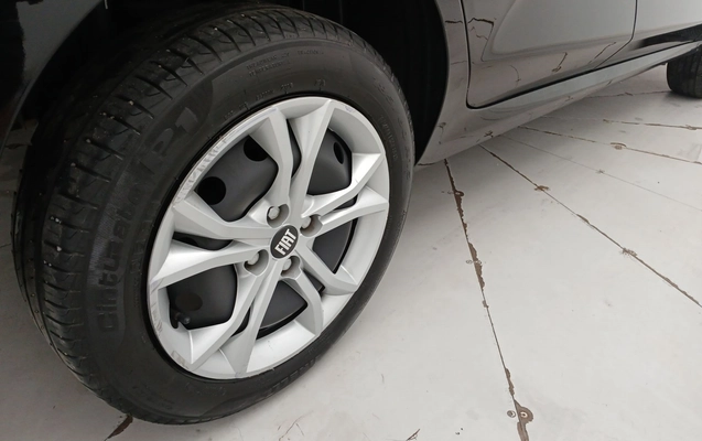 imagem-https://www.socarrao.com.br/sc-vehicle-images-prod/3981678/1789901503299-2_020929.jpg