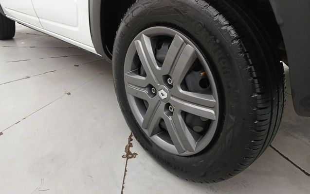 imagem-https://www.socarrao.com.br/sc-vehicle-images-prod/3981871/1789901665005-1_015752.jpg