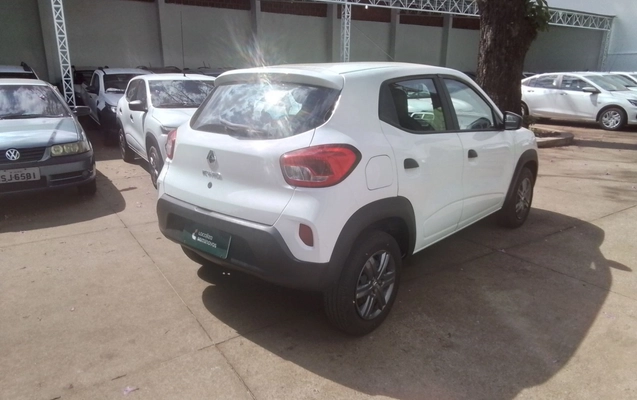 imagem-https://www.socarrao.com.br/sc-vehicle-images-prod/3981897/1789901689240-1_110714.jpg