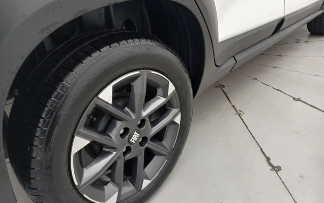 imagem-https://www.socarrao.com.br/sc-vehicle-images-prod/3982005/1789901809281-1_091605.jpg