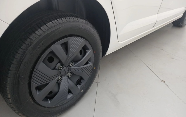 imagem-https://www.socarrao.com.br/sc-vehicle-images-prod/3982023/1789901828564-1_023038.jpg