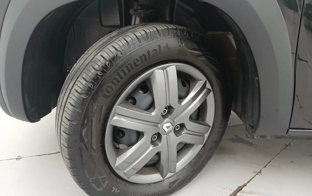 imagem-https://www.socarrao.com.br/sc-vehicle-images-prod/3982035/1789901840669-2_041613.jpg