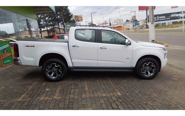 imagem-https://www.socarrao.com.br/sc-vehicle-images-prod/3982046/1789901849865-2_024527.jpg