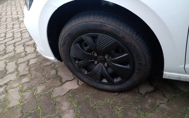 imagem-https://www.socarrao.com.br/sc-vehicle-images-prod/3982047/1789901850232-1_030604.jpg