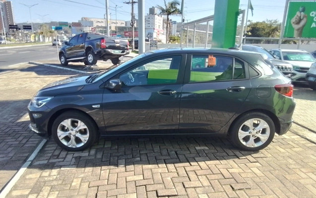 imagem-https://www.socarrao.com.br/sc-vehicle-images-prod/3982071/1789901865512-2_090638.jpg