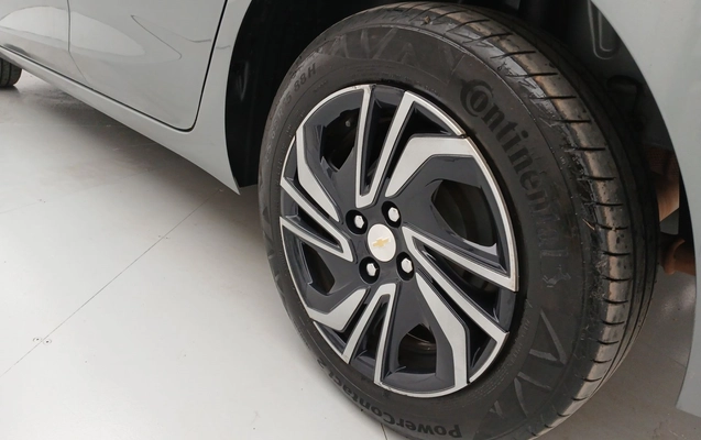 imagem-https://www.socarrao.com.br/sc-vehicle-images-prod/3982131/1789901938427-2_094701.jpg