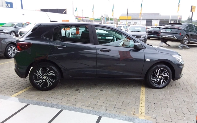 imagem-https://www.socarrao.com.br/sc-vehicle-images-prod/3982160/1789901984861-1_033123.jpg