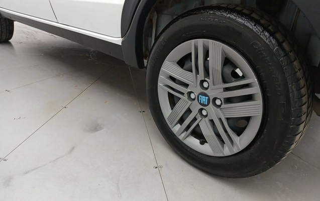 imagem-https://www.socarrao.com.br/sc-vehicle-images-prod/3982180/1789902031075-1_020232.jpg
