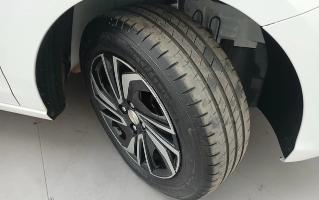 imagem-https://www.socarrao.com.br/sc-vehicle-images-prod/3982246/1789902123889-1_014635.jpg