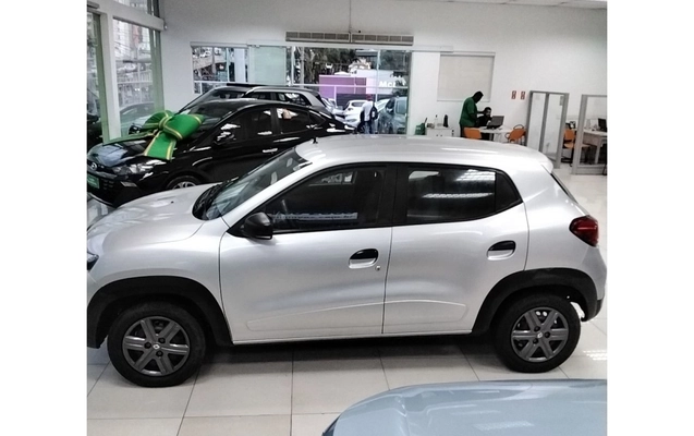 imagem-https://www.socarrao.com.br/sc-vehicle-images-prod/3982293/1789902227595-2_053539.jpg