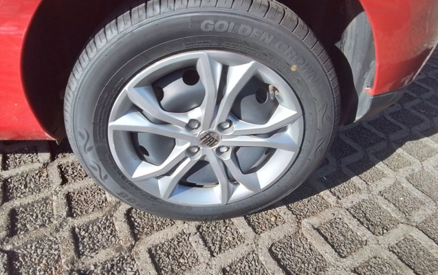 imagem-https://www.socarrao.com.br/sc-vehicle-images-prod/3982318/1789902300259-1_040106.jpg