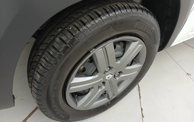 imagem-https://www.socarrao.com.br/sc-vehicle-images-prod/3982343/1789902346548-1_101117.jpg