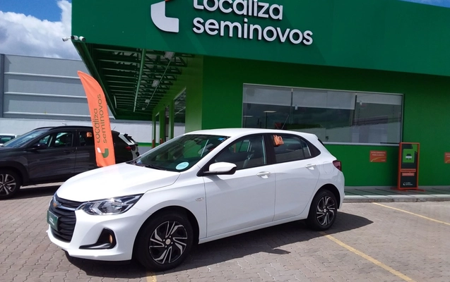 imagem-https://www.socarrao.com.br/sc-vehicle-images-prod/3982385/1789902396936-1_021528.jpg