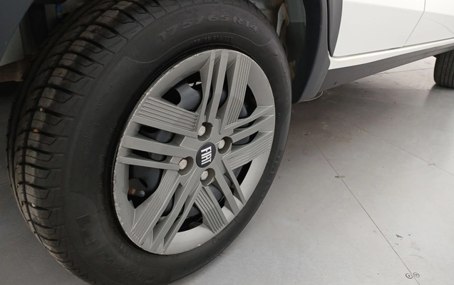 imagem-https://www.socarrao.com.br/sc-vehicle-images-prod/3982459/1789902508916-1_015023.jpg
