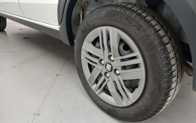 imagem-https://www.socarrao.com.br/sc-vehicle-images-prod/3982494/1789902575937-1_020300.jpg