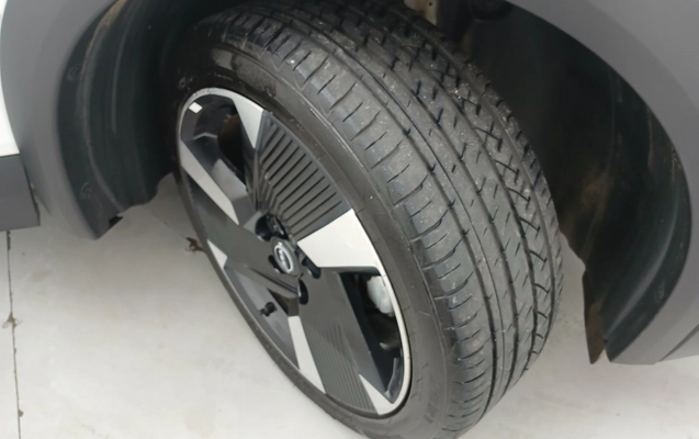 imagem-https://www.socarrao.com.br/sc-vehicle-images-prod/3982576/1789902715199-1_034034.jpg