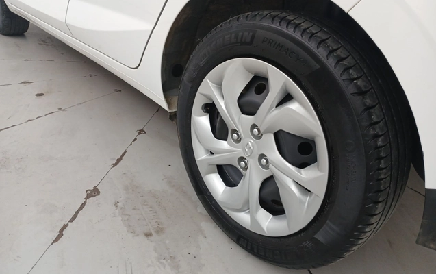 imagem-https://www.socarrao.com.br/sc-vehicle-images-prod/3982669/1789902827021-3_031943.jpg