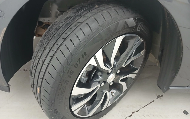 imagem-https://www.socarrao.com.br/sc-vehicle-images-prod/3982747/1789902961397-1_090926.jpg