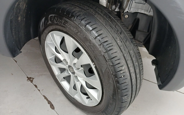 imagem-https://www.socarrao.com.br/sc-vehicle-images-prod/3982828/1789903084930-2_112200.jpg