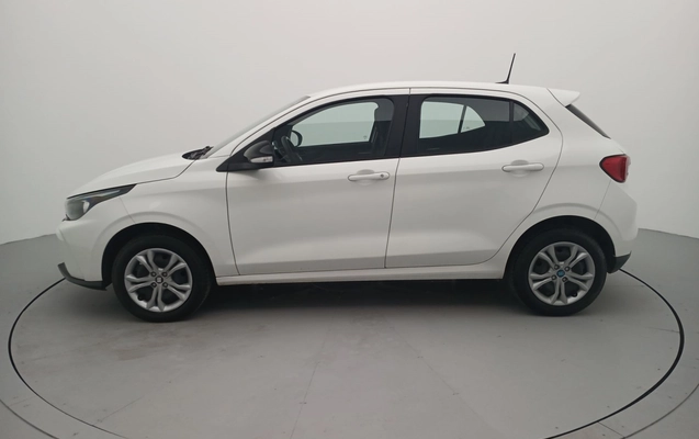 imagem-https://www.socarrao.com.br/sc-vehicle-images-prod/3982835/1789903092550-2_041009.jpg