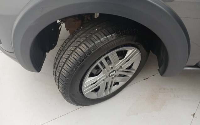 imagem-https://www.socarrao.com.br/sc-vehicle-images-prod/3982880/1789903162277-2_023245.jpg