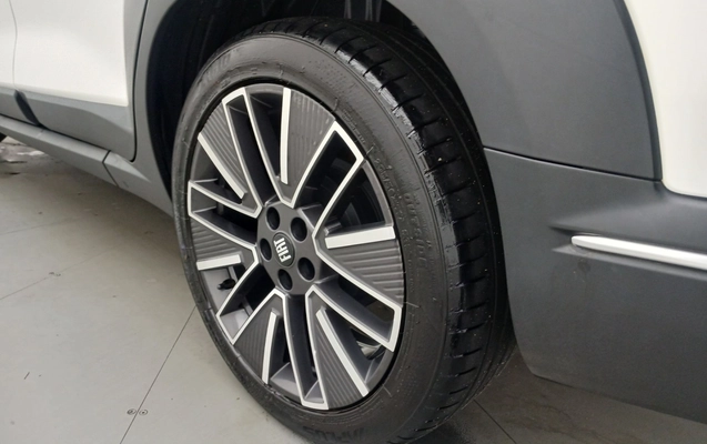 imagem-https://www.socarrao.com.br/sc-vehicle-images-prod/3982908/1789903221989-1_020209.jpg