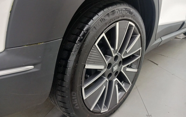 imagem-https://www.socarrao.com.br/sc-vehicle-images-prod/3982908/1789903221990-1_020213.jpg