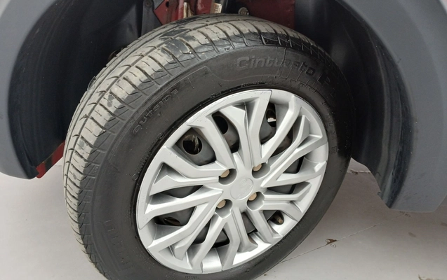 imagem-https://www.socarrao.com.br/sc-vehicle-images-prod/3983002/1789903316532-2_013542.jpg