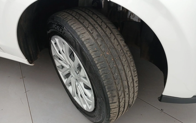 imagem-https://www.socarrao.com.br/sc-vehicle-images-prod/3983005/1789903319496-1_020519.jpg