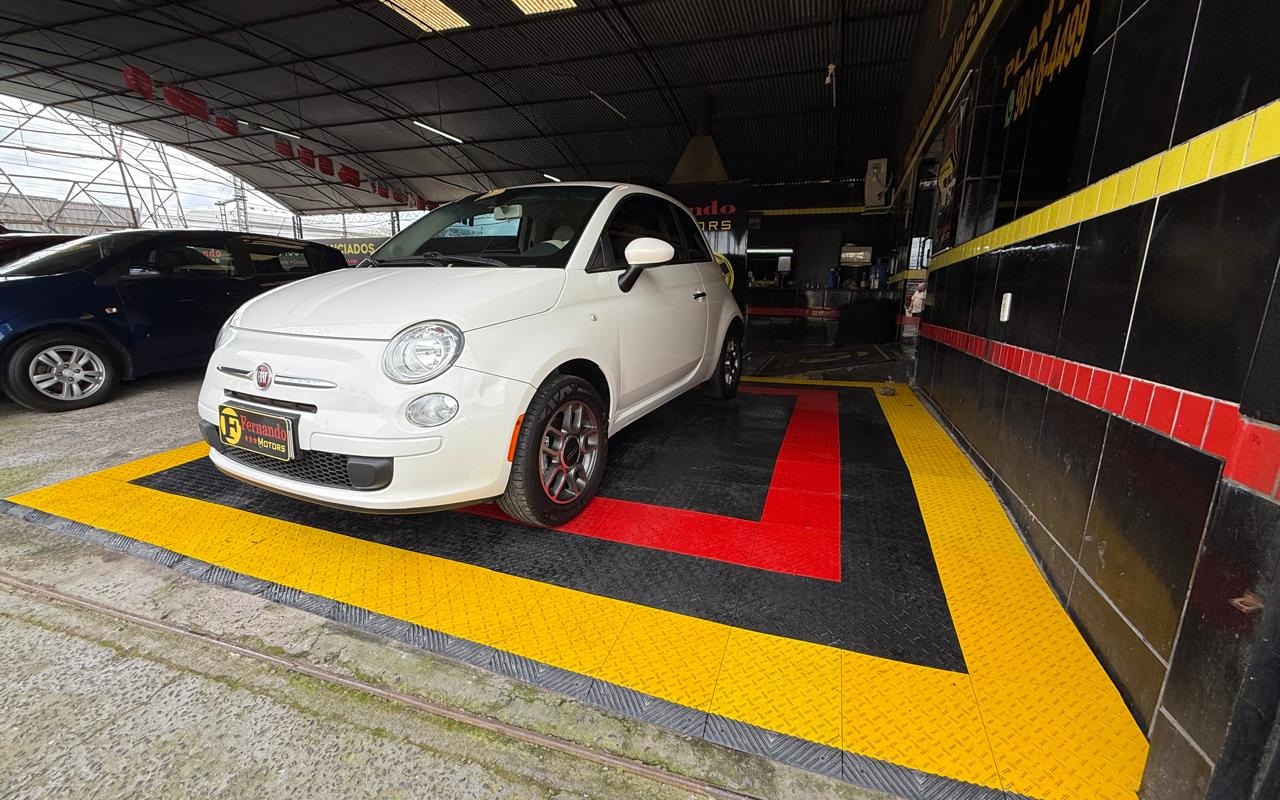 imagem-https://www.socarrao.com.br/sc-vehicle-images-prod/3983134/1789907892699-RmlhdCA1MDAgMi5qcGVn.jpeg