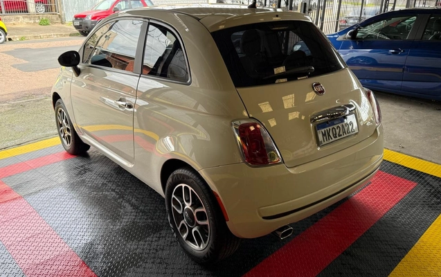 imagem-https://www.socarrao.com.br/sc-vehicle-images-prod/3983134/1789907892957-RmlhdCA1MDAgNS5qcGVn.jpeg
