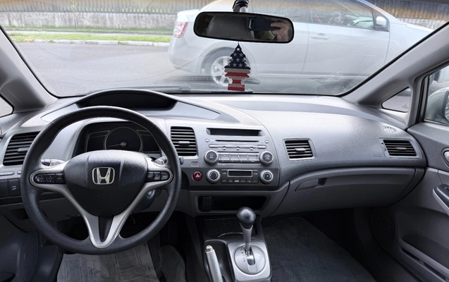 imagem-https://www.socarrao.com.br/sc-vehicle-images-prod/3983299/1789910684010-SU1HXzAzMjcuanBlZw.jpeg