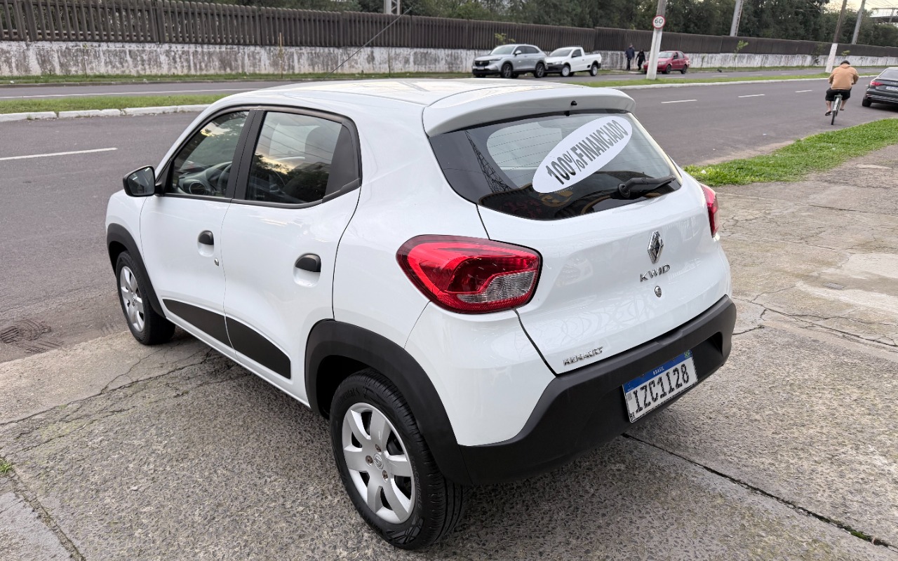 imagem-https://www.socarrao.com.br/sc-vehicle-images-prod/3983300/1789910955773-SU1HXzAzNDEuanBlZw.jpeg