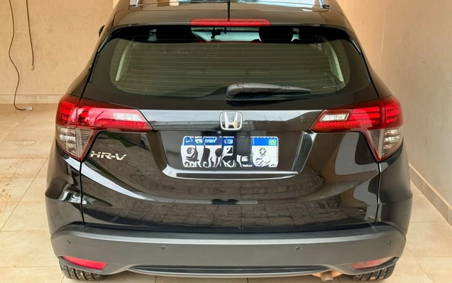 imagem-https://www.socarrao.com.br/sc-vehicle-images-prod/3983316/1790036741650-QjhGNTYwNzgtMTdGMi00RkQyLTgyNDAtODQ2QjQxOUU1OTgyICgxKS5qcGc.jpg