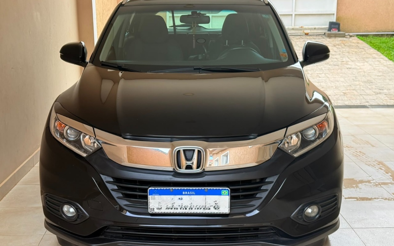 imagem-https://www.socarrao.com.br/sc-vehicle-images-prod/3983316/1790036742442-NkM0MDhEMUQtQzlEMi00M0M1LUFCMzEtNEEyQjlDNzMxQzI5LmpwZw.jpg