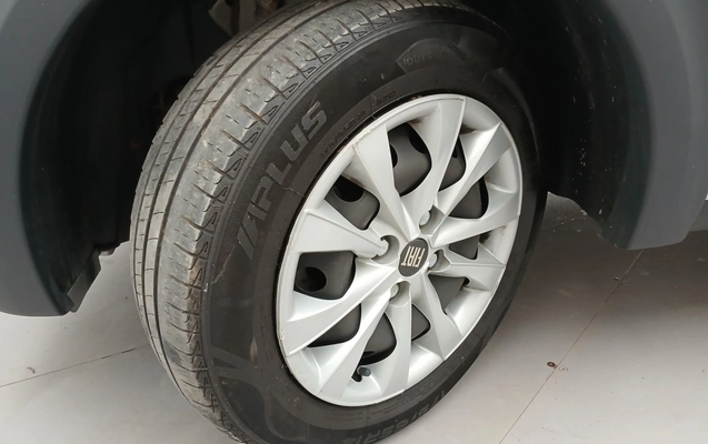 imagem-https://www.socarrao.com.br/sc-vehicle-images-prod/3983433/1789917349158-1_121543.jpg