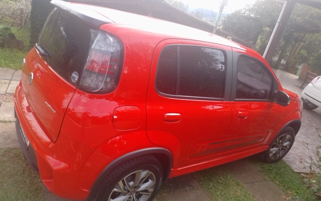 imagem-https://www.socarrao.com.br/sc-vehicle-images-prod/3983604/1789926983994-SU1HXzIwMjYwOTA1XzE0MTYwOF9NUC5qcGc.jpg