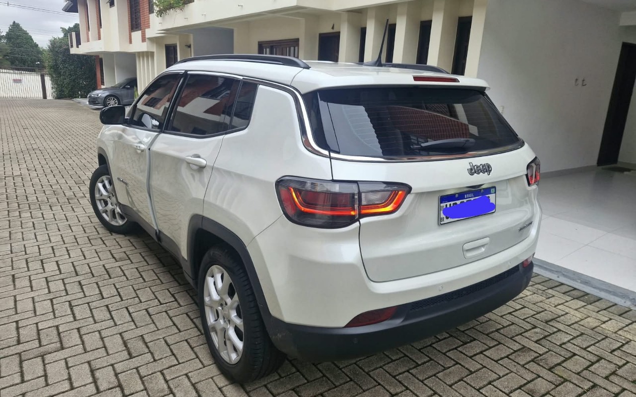 imagem-https://www.socarrao.com.br/sc-vehicle-images-prod/3983628/1790104858397-V0FfMTc4OTQxNTc4NDE2NC5qcGVn.jpeg