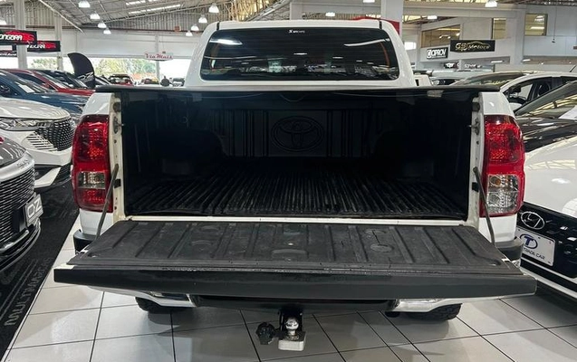 imagem-https://www.socarrao.com.br/sc-vehicle-images-prod/3983629/1790272540253-8495057_9_B_9a1b05a5e5.jpeg