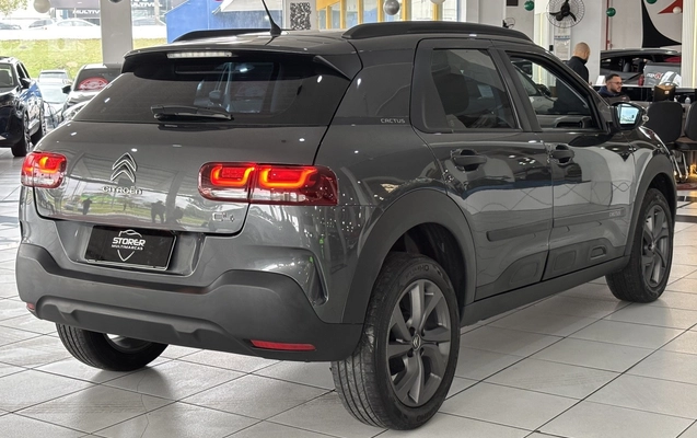 imagem-https://www.socarrao.com.br/sc-vehicle-images-prod/3983667/1789939298402-1_041725.jpg