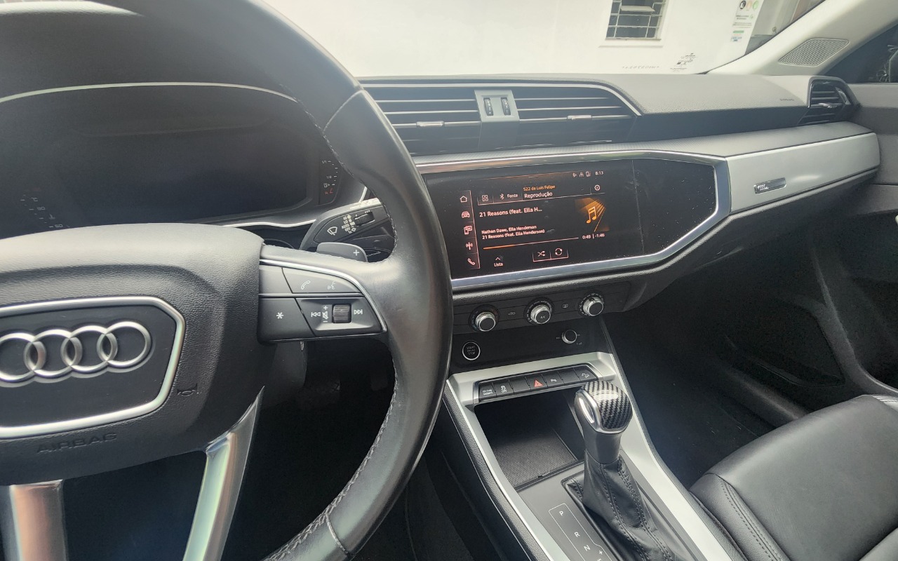 imagem-https://www.socarrao.com.br/sc-vehicle-images-prod/3983827/1789946374025-MjAyNTA4MTFfMDgxMzM2LmpwZw.jpg