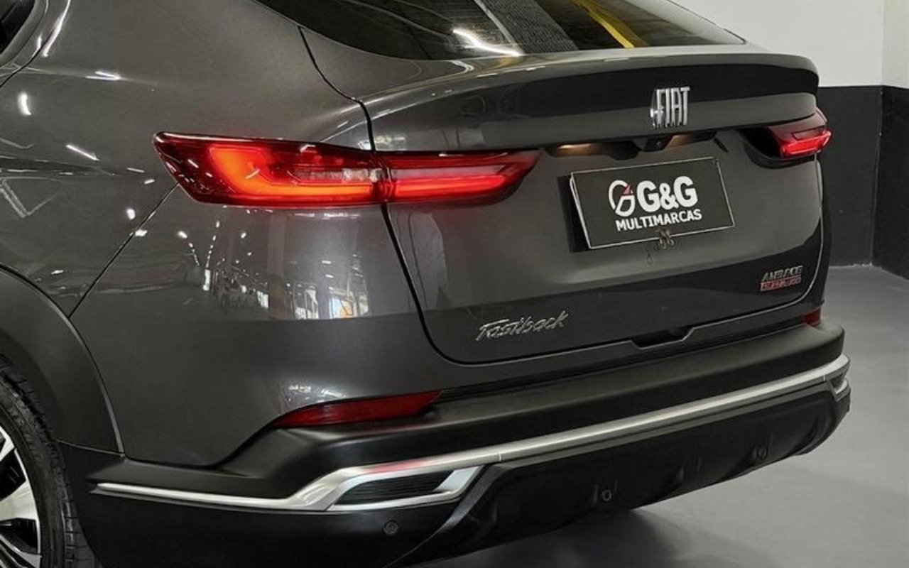 imagem-https://www.socarrao.com.br/sc-vehicle-images-prod/3983893/1789951358325-ODQ2MDIxNl82X0JfNDJmYzQ3OGNhNS5qcGVn.jpeg