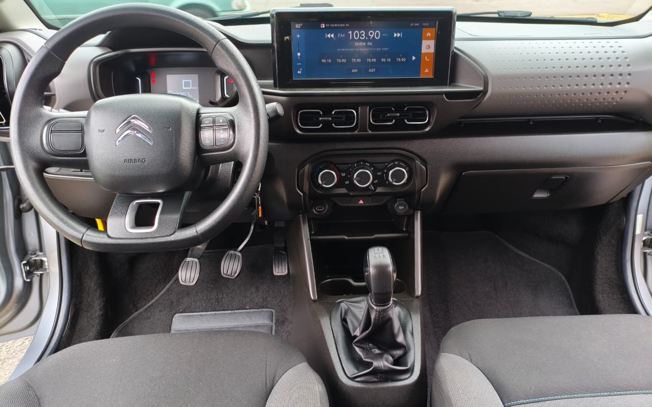 imagem-https://www.socarrao.com.br/sc-vehicle-images-prod/3983926/1789952641495-V2hhdHNBcHAgSW1hZ2UgMjAyNi0wOS0yMCBhdCAyMS41Ny40OCAoMSkuanBlZw.jpeg