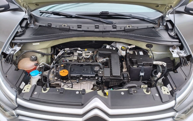 imagem-https://www.socarrao.com.br/sc-vehicle-images-prod/3983926/1789952642797-V2hhdHNBcHAgSW1hZ2UgMjAyNi0wOS0yMCBhdCAyMS41Ny41MCAoNCkuanBlZw.jpeg