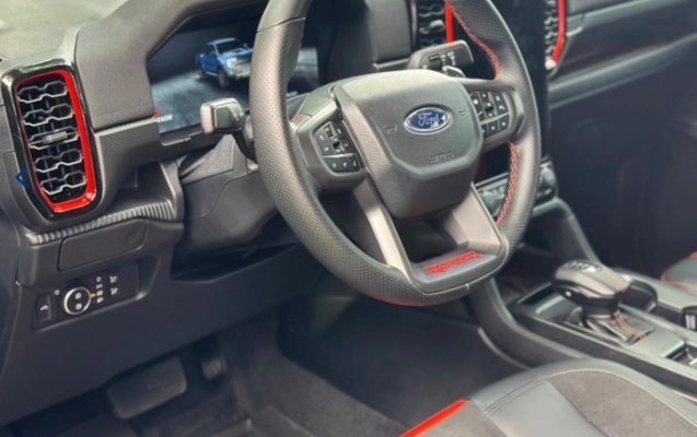imagem-https://www.socarrao.com.br/sc-vehicle-images-prod/3983932/1789953927814-cmFwdG9yIHY2LmpwZWc.jpeg