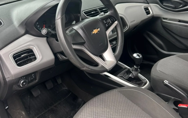 imagem-https://www.socarrao.com.br/sc-vehicle-images-prod/3983983/1789959724274-V2hhdHNBcHAgSW1hZ2UgMjAyNi0wOS0xOSBhdCAxMS4xMC4xNiAoMSkuanBlZw.jpeg