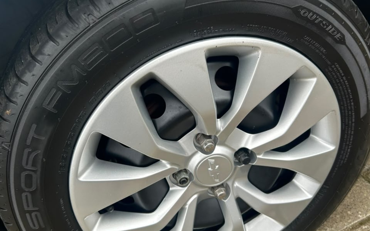 imagem-https://www.socarrao.com.br/sc-vehicle-images-prod/3983983/1789959724829-V2hhdHNBcHAgSW1hZ2UgMjAyNi0wOS0xOSBhdCAxMS4xMC4xOSAoMSkuanBlZw.jpeg