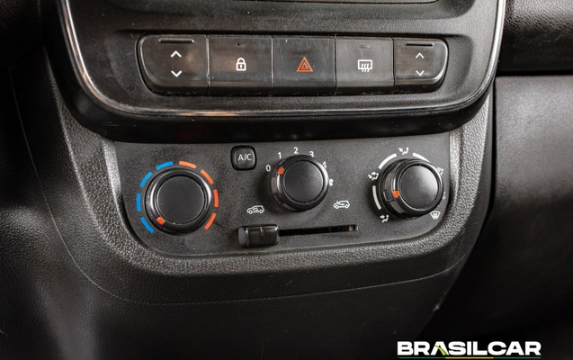 imagem-https://www.socarrao.com.br/sc-vehicle-images-prod/3983984/1789960210655-003_7b07f67b0e605d789ec333c14f000100.jpg