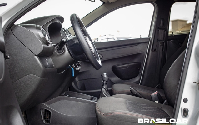 imagem-https://www.socarrao.com.br/sc-vehicle-images-prod/3983984/1789960210664-003_c066696b45424b1855223da0d615341a.jpg